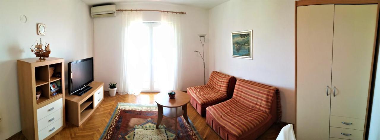 Appartement Leona à Lovran Extérieur photo