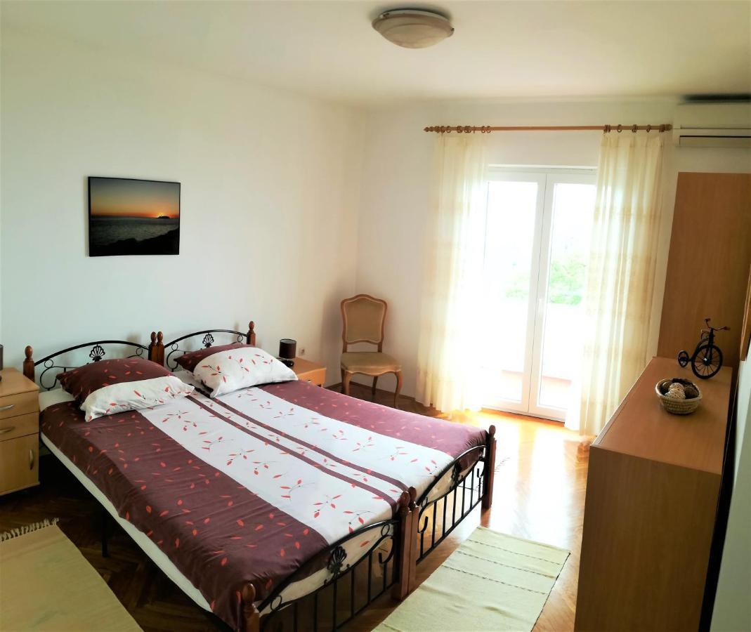 Appartement Leona à Lovran Extérieur photo