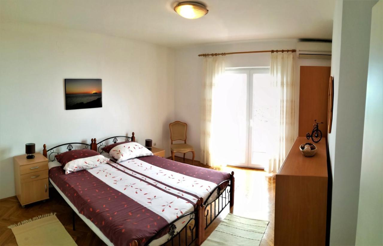 Appartement Leona à Lovran Extérieur photo